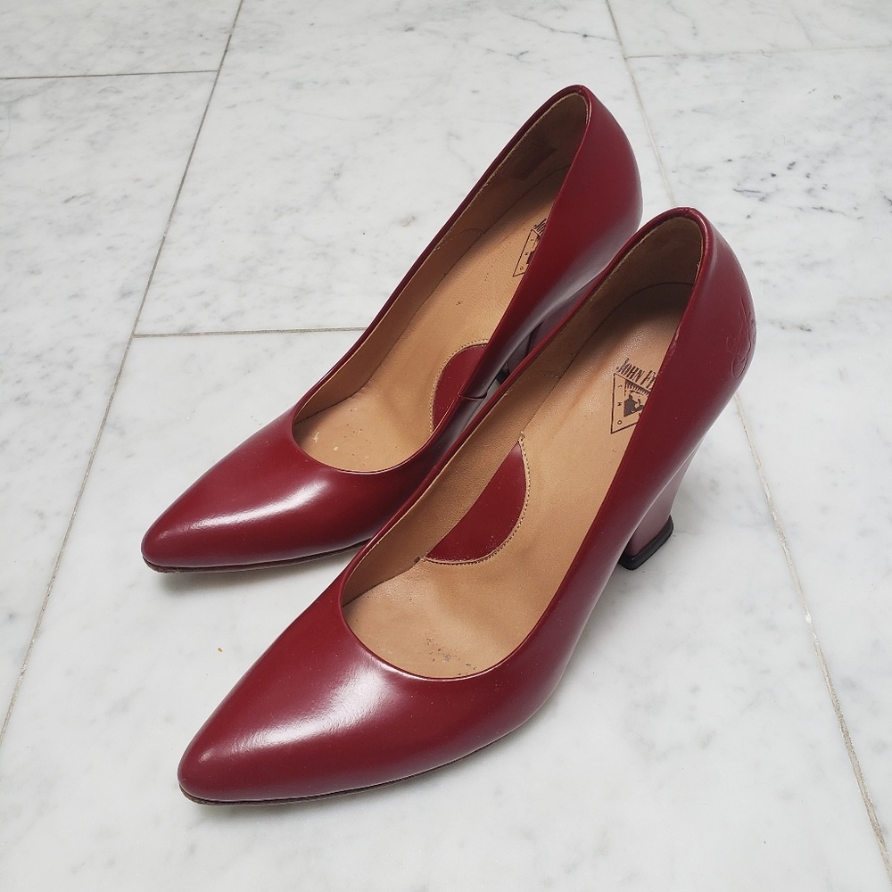 John Fluevog Classic Red Leather Pumps Size 7